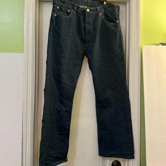 Levi’s 501 Button Fly Regular Straight Jeans - Picture 1 of 8